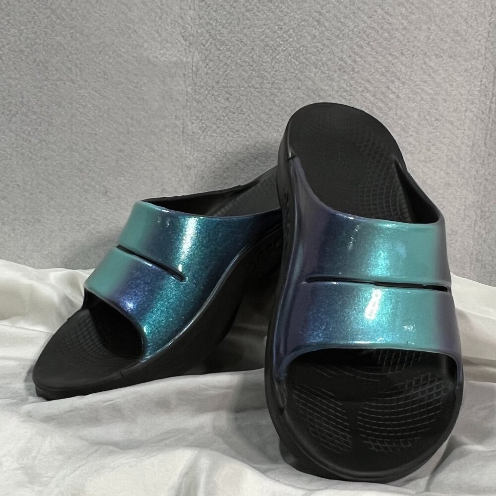 OOFOS women's/unisex ooahh luxe slide sandal in atlantis